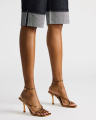 ANNIE BRONZE - SM REBOOTED